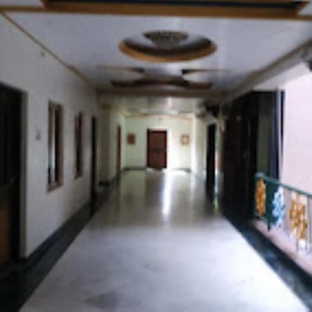 Hotel Mahayana Bodh Gaya Extérieur photo
