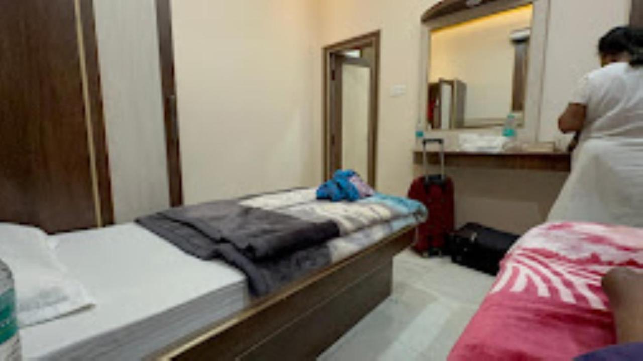 Hotel Mahayana Bodh Gaya Extérieur photo