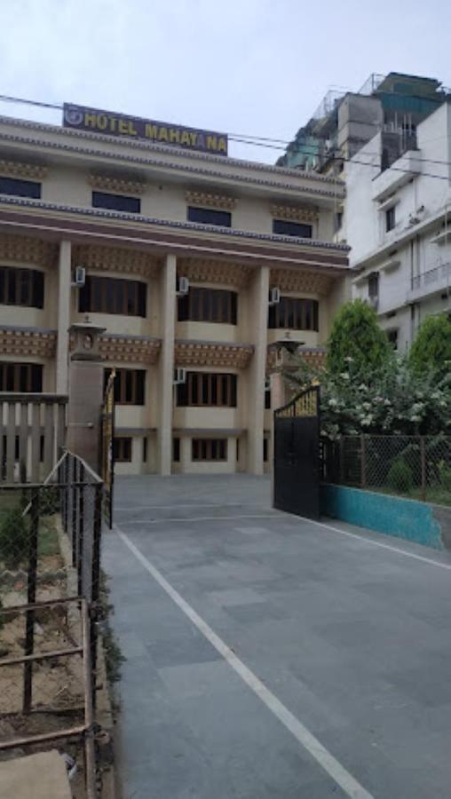 Hotel Mahayana Bodh Gaya Extérieur photo